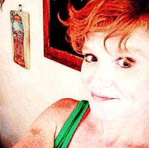 Meet your Posher, Eve